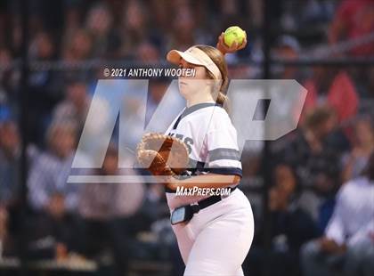 Thumbnail 3 in Hoggard vs East Forsyth (NCHSAA 4A Final - Game 3) photogallery.