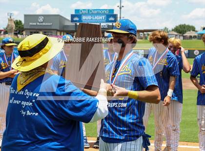 Thumbnail 2 in Nazareth vs. Fayetteville (UIL 1A Baseball State Semifinal Medal Ceremony) photogallery.