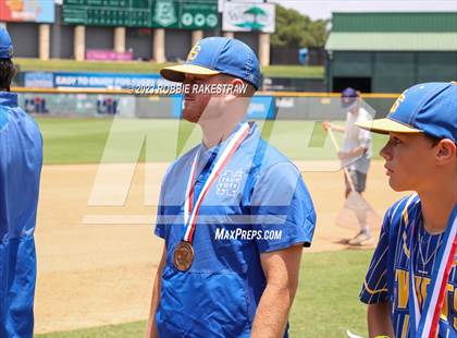 Thumbnail 1 in Nazareth vs. Fayetteville (UIL 1A Baseball State Semifinal Medal Ceremony) photogallery.