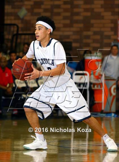 Thumbnail 2 in Harvard-Westlake vs. Loyola photogallery.