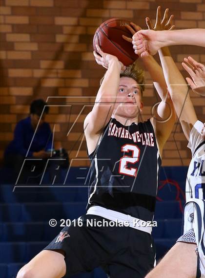 Thumbnail 3 in Harvard-Westlake vs. Loyola photogallery.