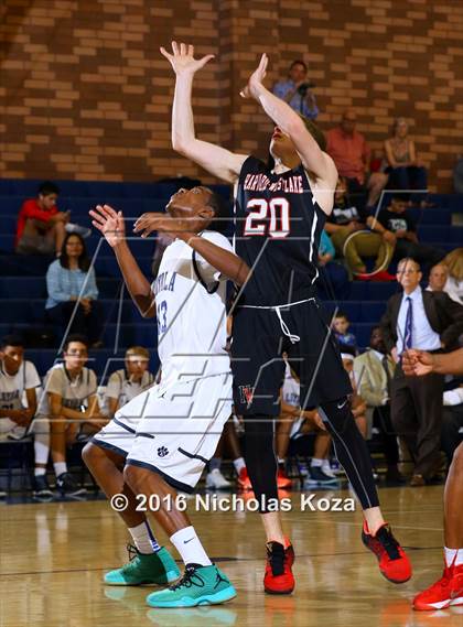 Thumbnail 1 in Harvard-Westlake vs. Loyola photogallery.