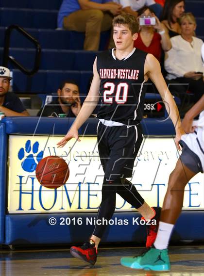 Thumbnail 1 in Harvard-Westlake vs. Loyola photogallery.