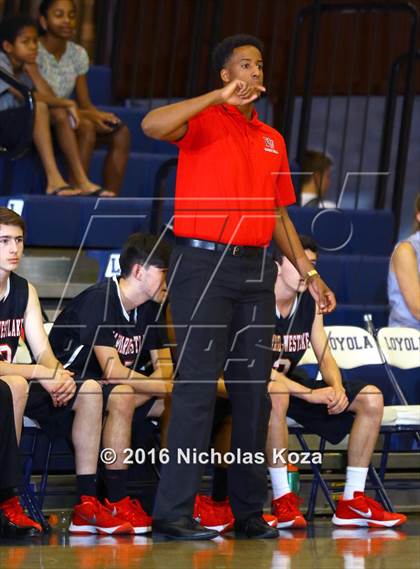 Thumbnail 1 in Harvard-Westlake vs. Loyola photogallery.