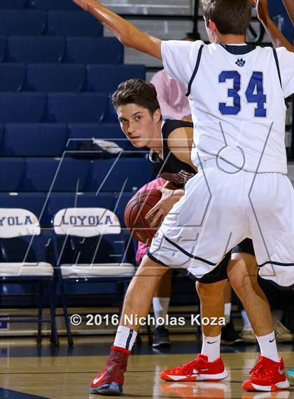 Thumbnail 3 in Harvard-Westlake vs. Loyola photogallery.