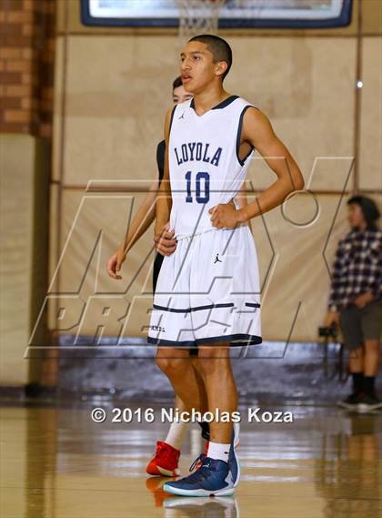 Thumbnail 3 in Harvard-Westlake vs. Loyola photogallery.