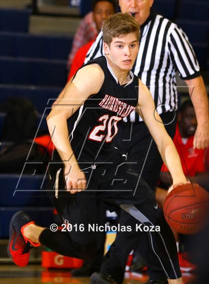 Thumbnail 1 in Harvard-Westlake vs. Loyola photogallery.