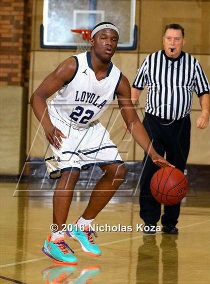 Thumbnail 1 in Harvard-Westlake vs. Loyola photogallery.