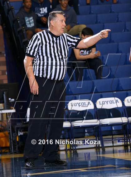Thumbnail 3 in Harvard-Westlake vs. Loyola photogallery.