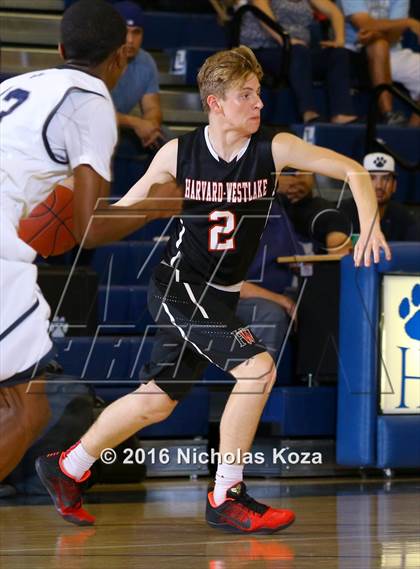 Thumbnail 2 in Harvard-Westlake vs. Loyola photogallery.