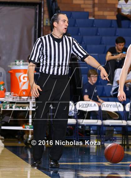 Thumbnail 2 in Harvard-Westlake vs. Loyola photogallery.