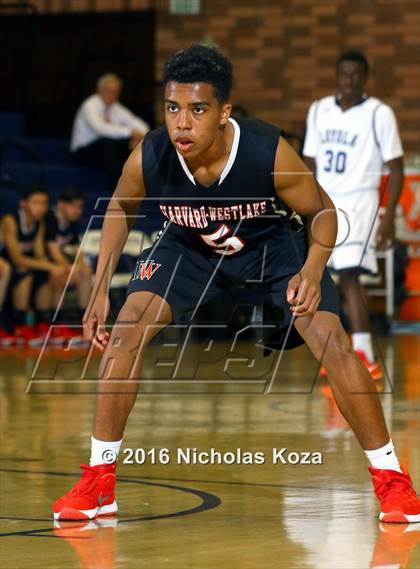 Thumbnail 3 in Harvard-Westlake vs. Loyola photogallery.