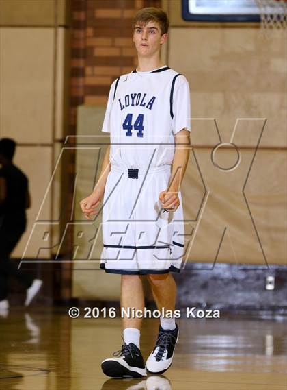 Thumbnail 2 in Harvard-Westlake vs. Loyola photogallery.