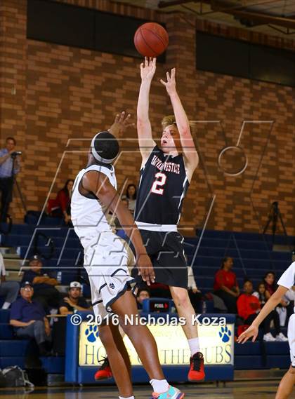 Thumbnail 1 in Harvard-Westlake vs. Loyola photogallery.