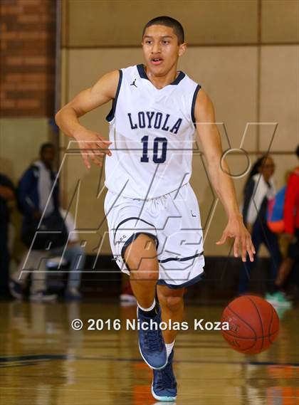 Thumbnail 2 in Harvard-Westlake vs. Loyola photogallery.