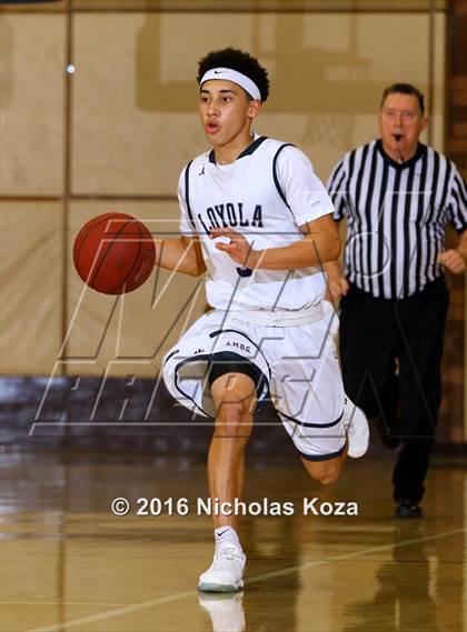 Thumbnail 2 in Harvard-Westlake vs. Loyola photogallery.