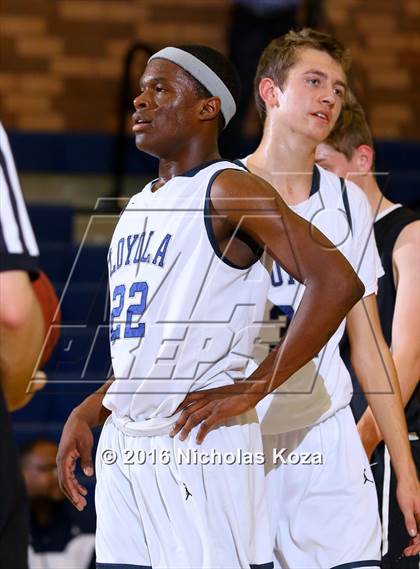 Thumbnail 3 in Harvard-Westlake vs. Loyola photogallery.