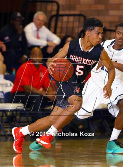 Thumbnail 3 in Harvard-Westlake vs. Loyola photogallery.