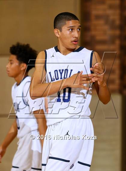 Thumbnail 1 in Harvard-Westlake vs. Loyola photogallery.