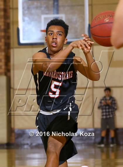 Thumbnail 1 in Harvard-Westlake vs. Loyola photogallery.