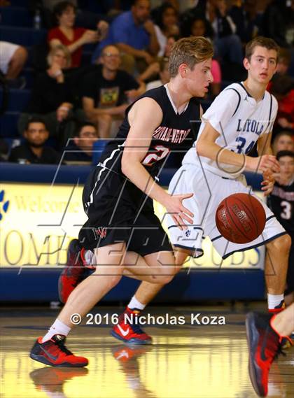 Thumbnail 3 in Harvard-Westlake vs. Loyola photogallery.