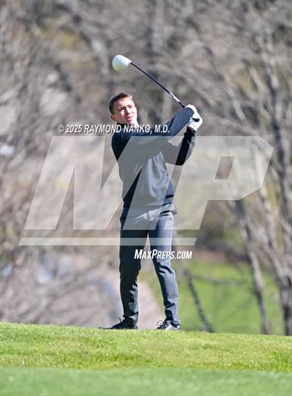 Thumbnail 3 in Yorktown Invitational  photogallery.