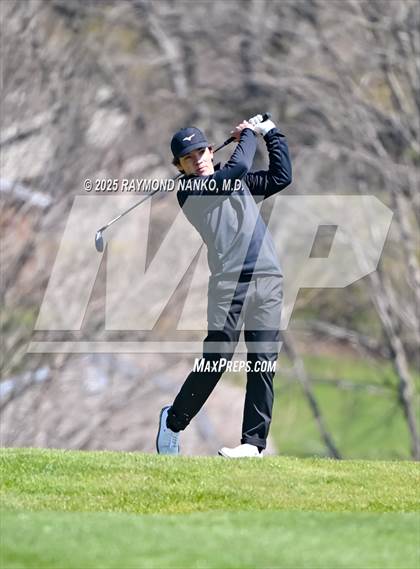 Thumbnail 2 in Yorktown Invitational  photogallery.