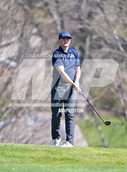 Thumbnail 2 in Yorktown Invitational  photogallery.