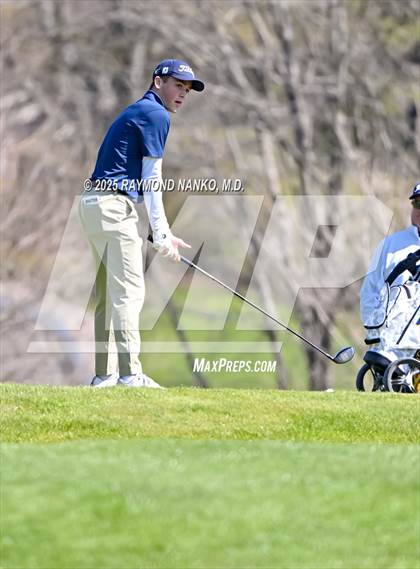 Thumbnail 2 in Yorktown Invitational  photogallery.