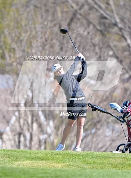 Thumbnail 3 in Yorktown Invitational  photogallery.