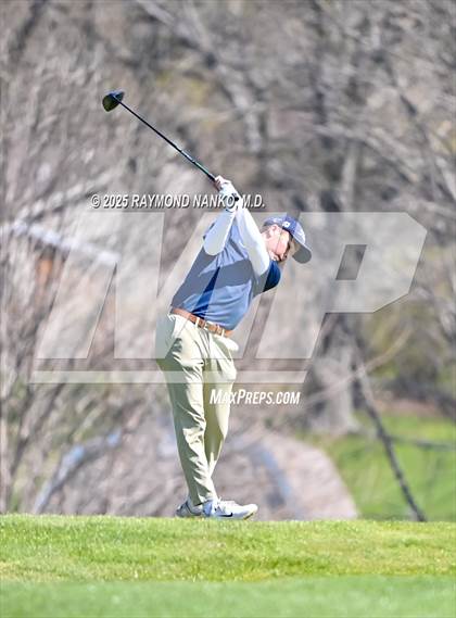 Thumbnail 2 in Yorktown Invitational  photogallery.