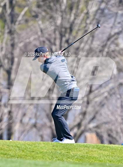 Thumbnail 1 in Yorktown Invitational  photogallery.
