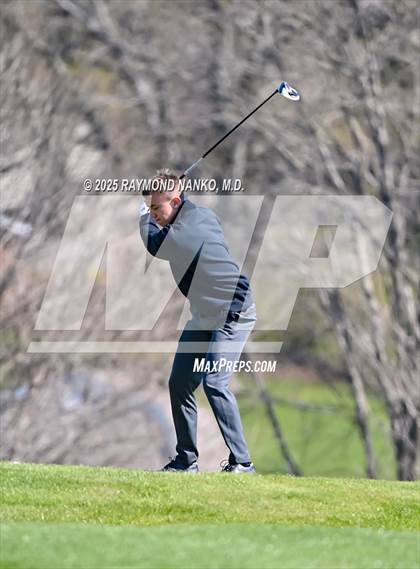 Thumbnail 3 in Yorktown Invitational  photogallery.