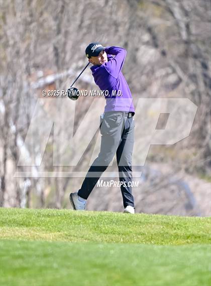 Thumbnail 3 in Yorktown Invitational  photogallery.