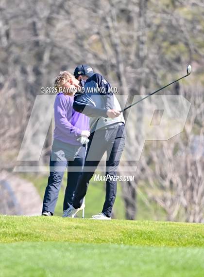 Thumbnail 3 in Yorktown Invitational  photogallery.