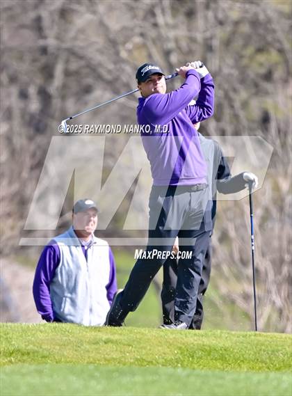 Thumbnail 1 in Yorktown Invitational  photogallery.
