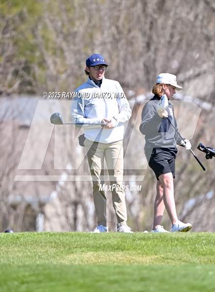 Thumbnail 3 in Yorktown Invitational  photogallery.