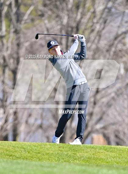 Thumbnail 3 in Yorktown Invitational  photogallery.