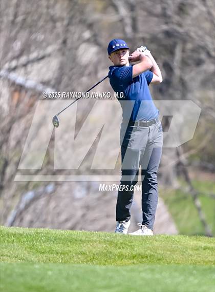 Thumbnail 1 in Yorktown Invitational  photogallery.