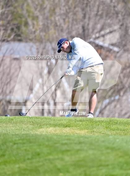 Thumbnail 3 in Yorktown Invitational  photogallery.