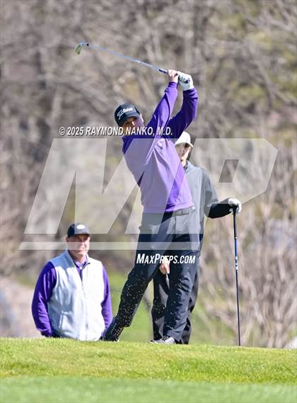 Thumbnail 1 in Yorktown Invitational  photogallery.