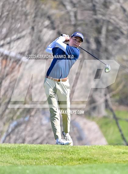 Thumbnail 2 in Yorktown Invitational  photogallery.