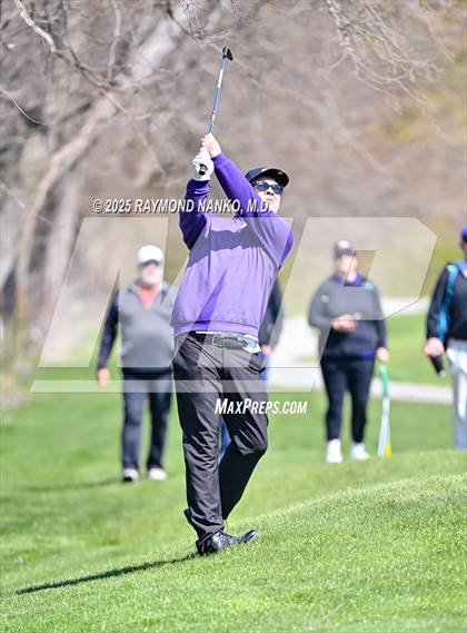 Thumbnail 3 in Yorktown Invitational  photogallery.