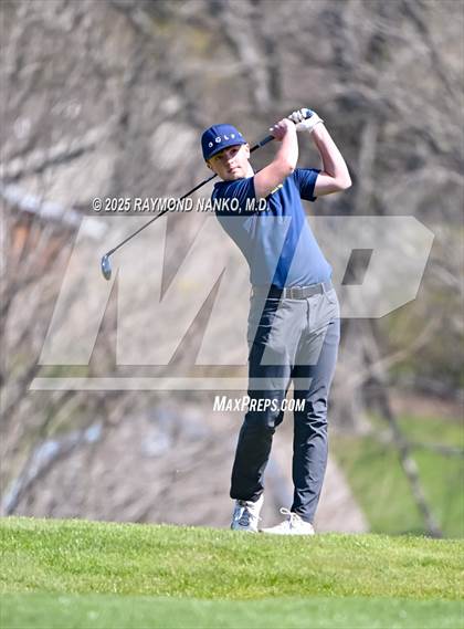 Thumbnail 1 in Yorktown Invitational  photogallery.