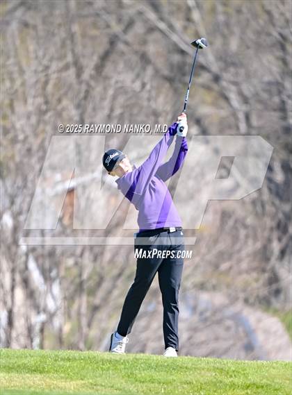 Thumbnail 3 in Yorktown Invitational  photogallery.