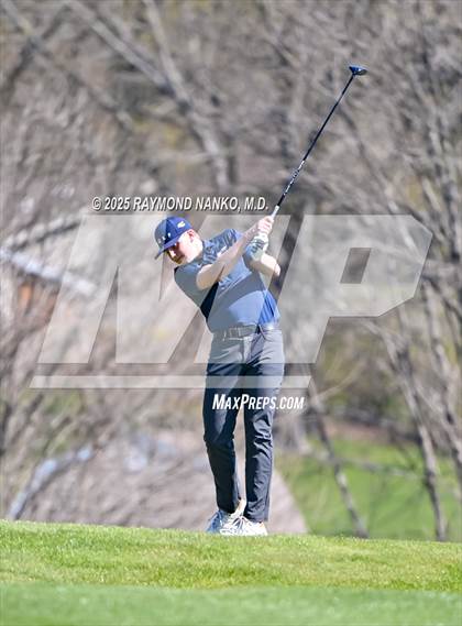 Thumbnail 2 in Yorktown Invitational  photogallery.