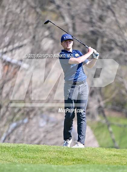 Thumbnail 1 in Yorktown Invitational  photogallery.