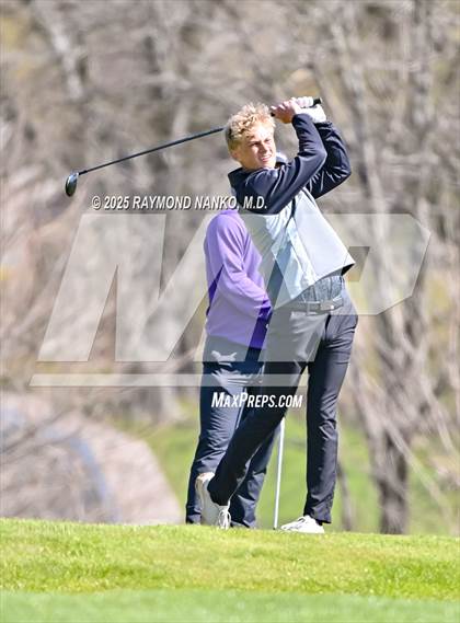 Thumbnail 3 in Yorktown Invitational  photogallery.