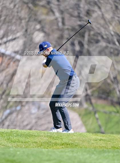 Thumbnail 2 in Yorktown Invitational  photogallery.