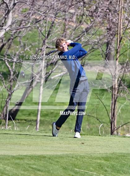 Thumbnail 2 in Yorktown Invitational  photogallery.